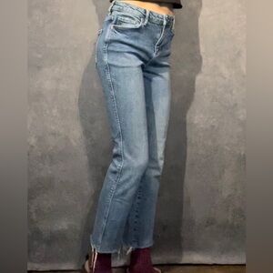 Free People Crop Raw Hem Fray Boyfriend Skinny Jeans Women’s Size 25